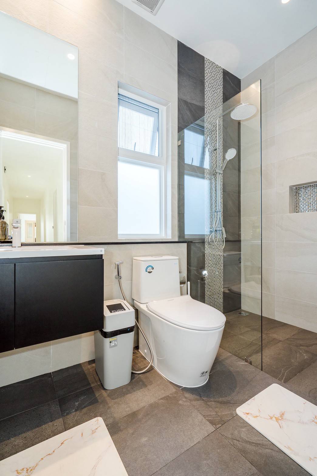 Luxury Spacious 3-Bedroom Pool Villa at Aria 3