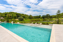Exklusives Anwesen am Wasser im Palm Hills Golf Club