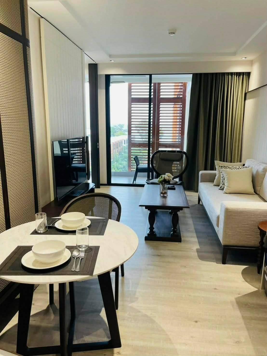 Beachfront 1-Bedroom Condo at InterContinental Residences for Sale