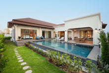 Balinese style pool villa near Black Mountain in Hua Hi