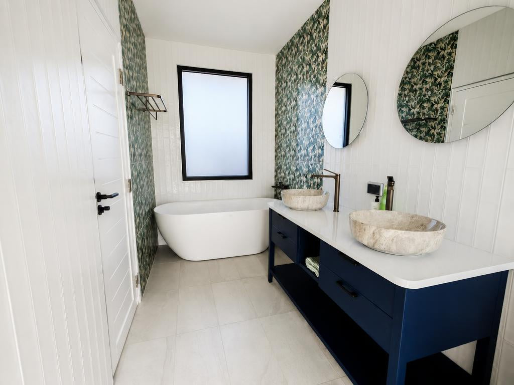 Modern 3-Bedroom Pool Villa for Rent in Wang Pong