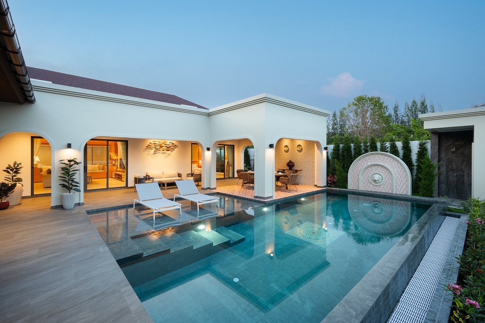 3 Bedroom Balinese Pool Villa Near Black Mountain