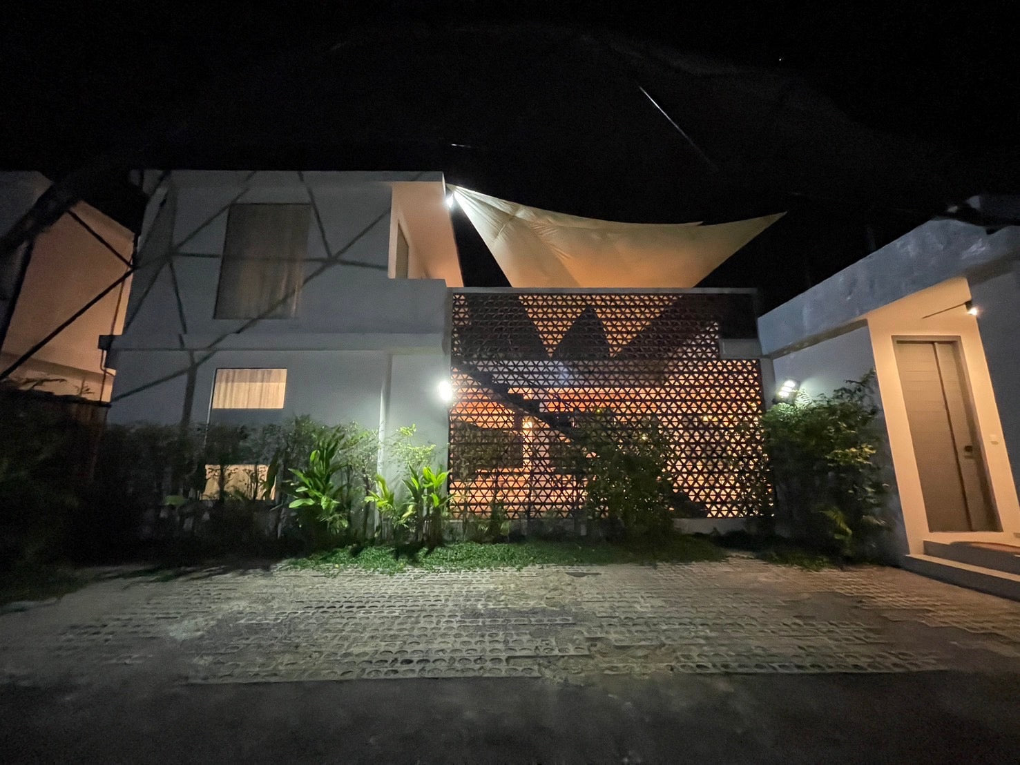 Pool Villa with Onsen for Sale and Rent