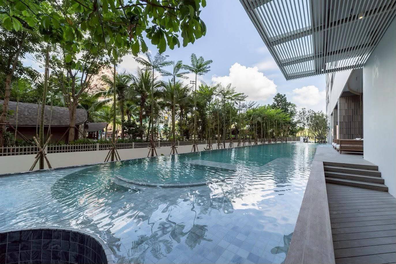 Modern 2-Bedroom Condo on Floor 8 in Vehha