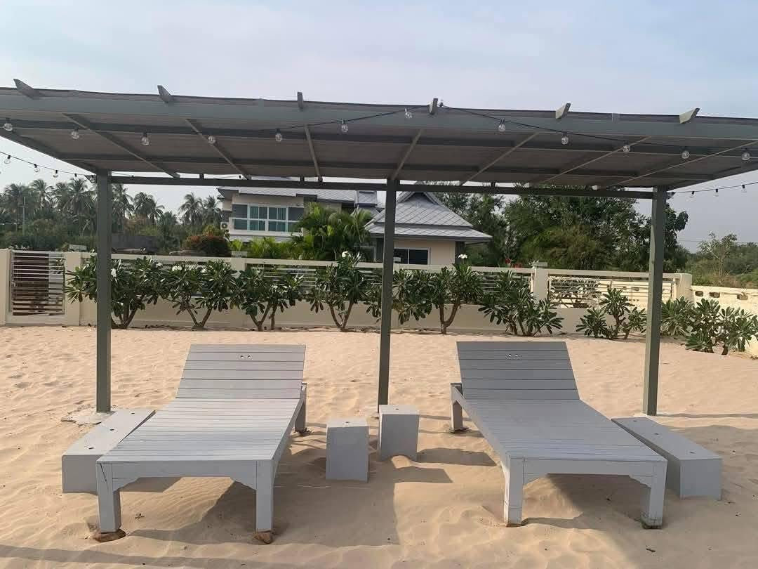 5 Bedroom Beachfront Private Pool Villa for Sale in Kuiburi