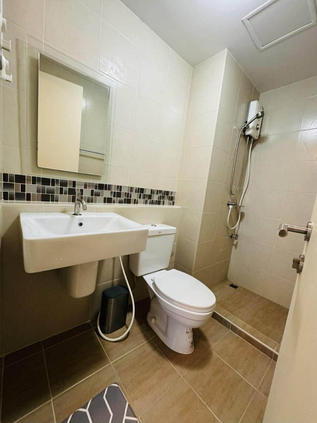 Studio Condo at Baan Thew Lom Cha-Am for Sale