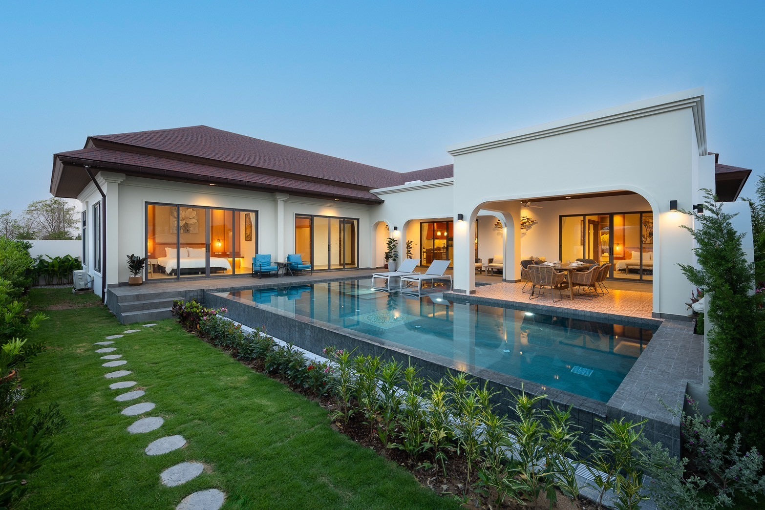 3 Bedroom Balinese Pool Villa Near Black Mountain