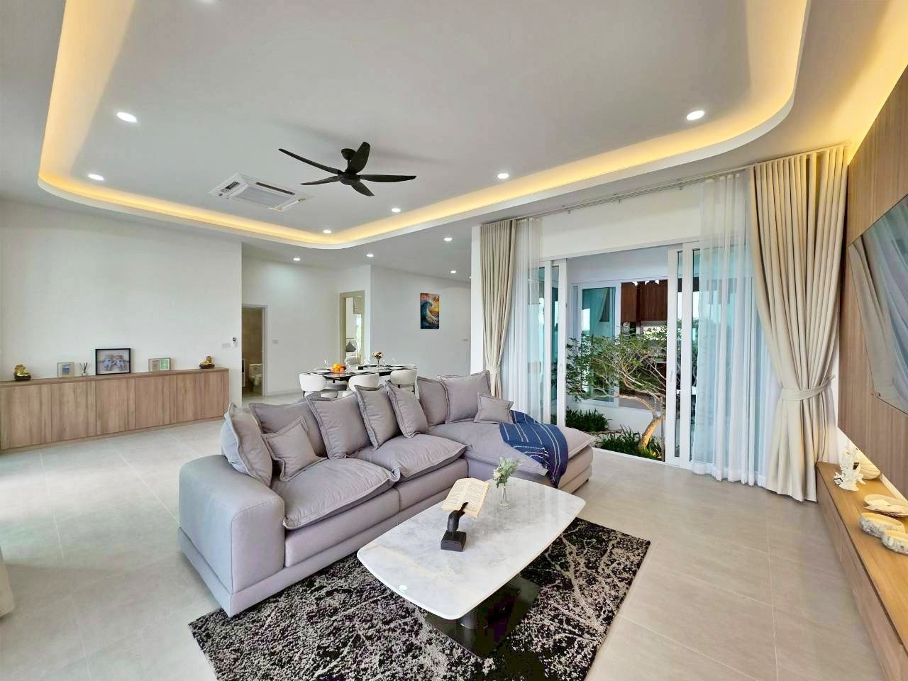 Modern 3 Bedroom Pool Villa in Hua Hin