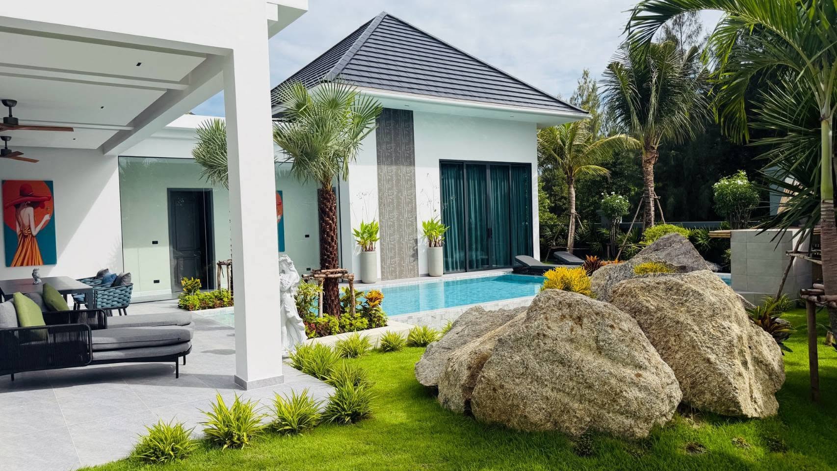 Luxurious House with Private Pool for Rent in Wang Phong, Pranburi