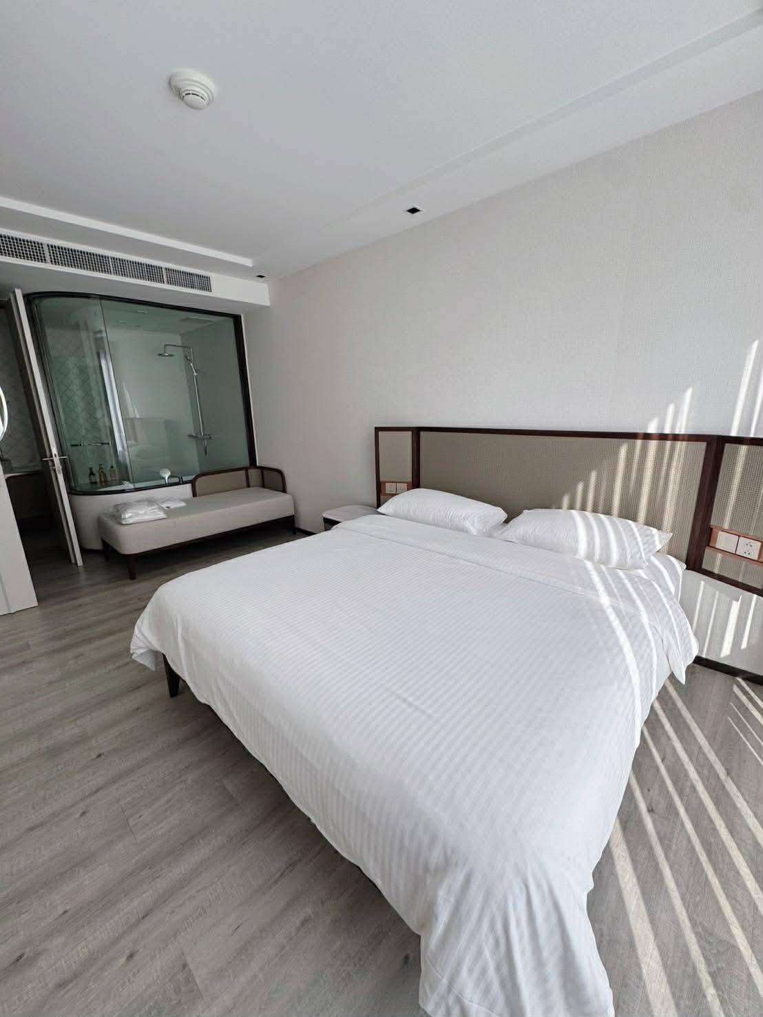 Luxury Beachfront Condo at InterContinental Residences Hua Hin