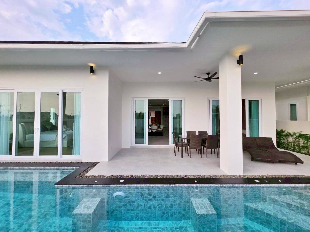 Modern 3 Bedroom Pool Villa in Hua Hin