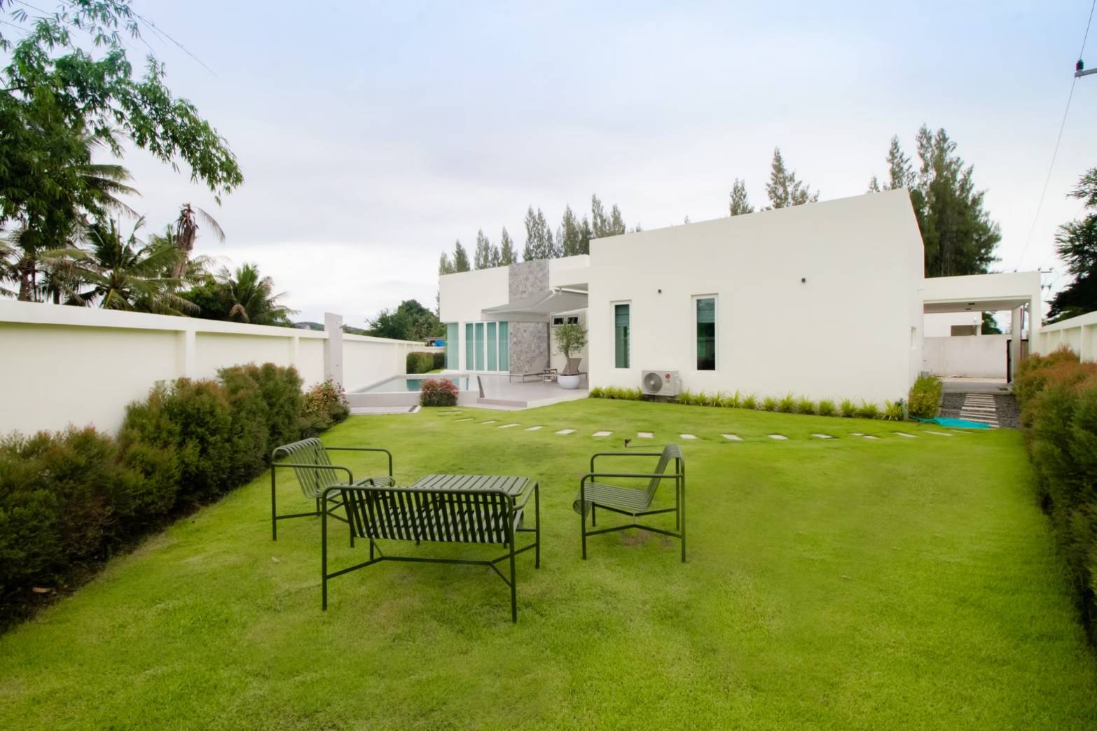 Luxury Fully Furnished 3 Bedroom Pool Villa with for Sale