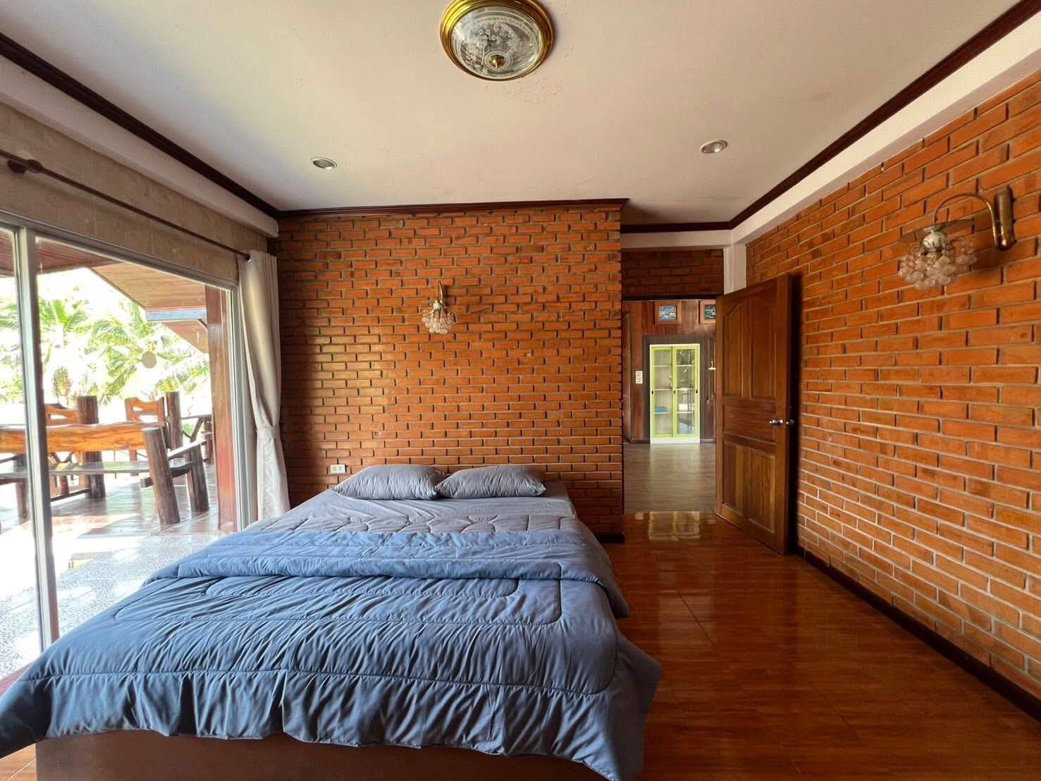 Newly Renovated House for Rent in Cha-Am with Pool and Riverside Pavilion