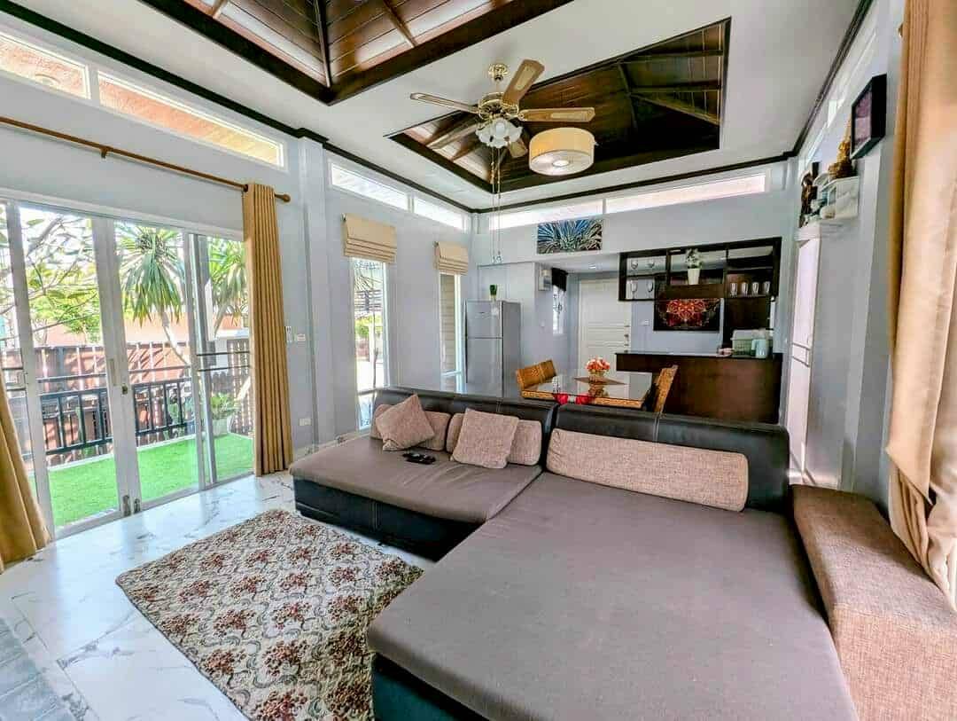 Single-Storey Resort Style House in Kiri Nakara