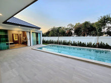 Luxuriöse U-förmige Poolvilla in Hua Hin zu verkaufen