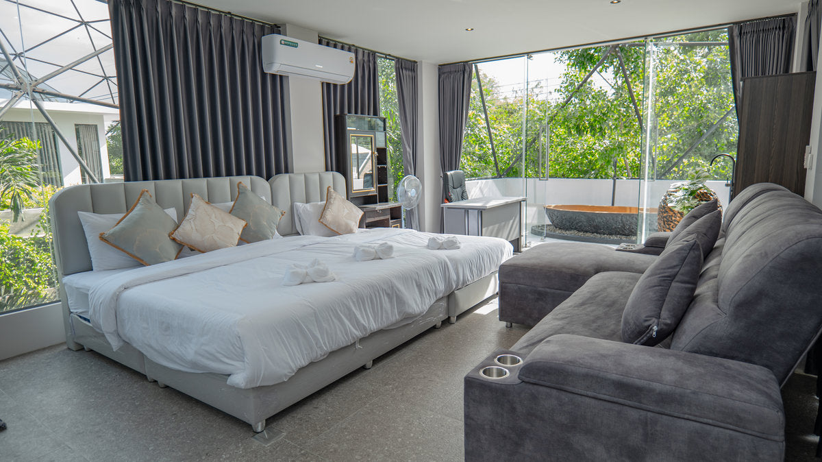 Modern Pool Villa with Private Pool and Sauna