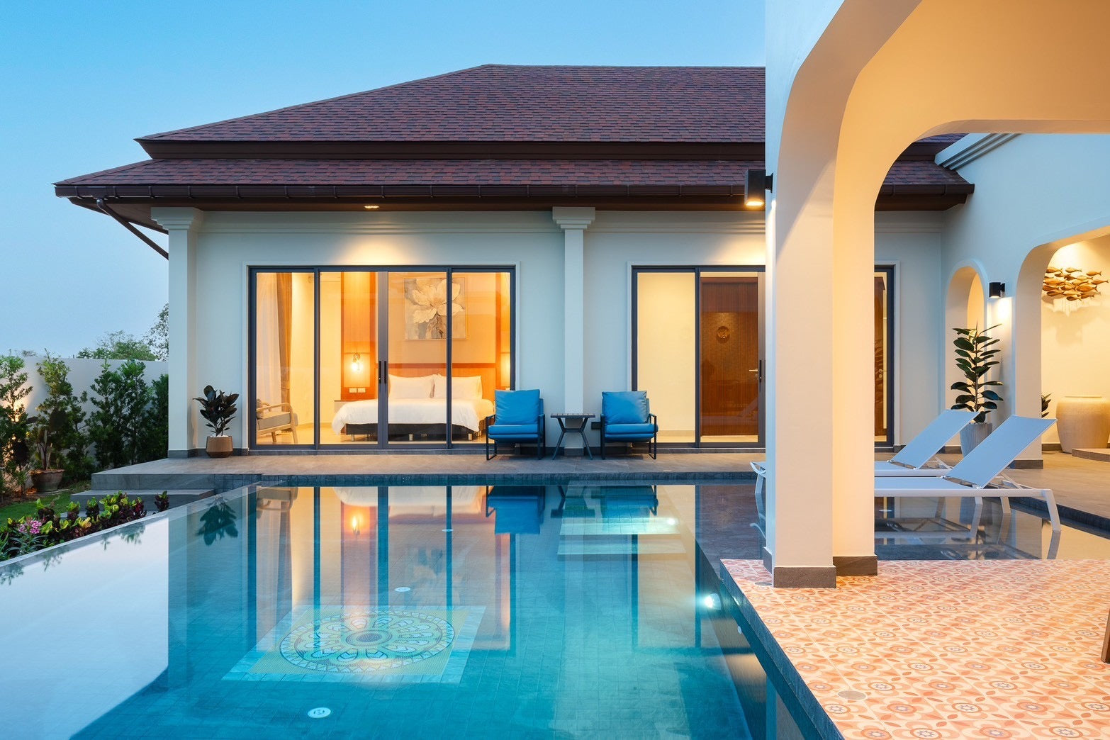 3 Bedroom Balinese Pool Villa Near Black Mountain