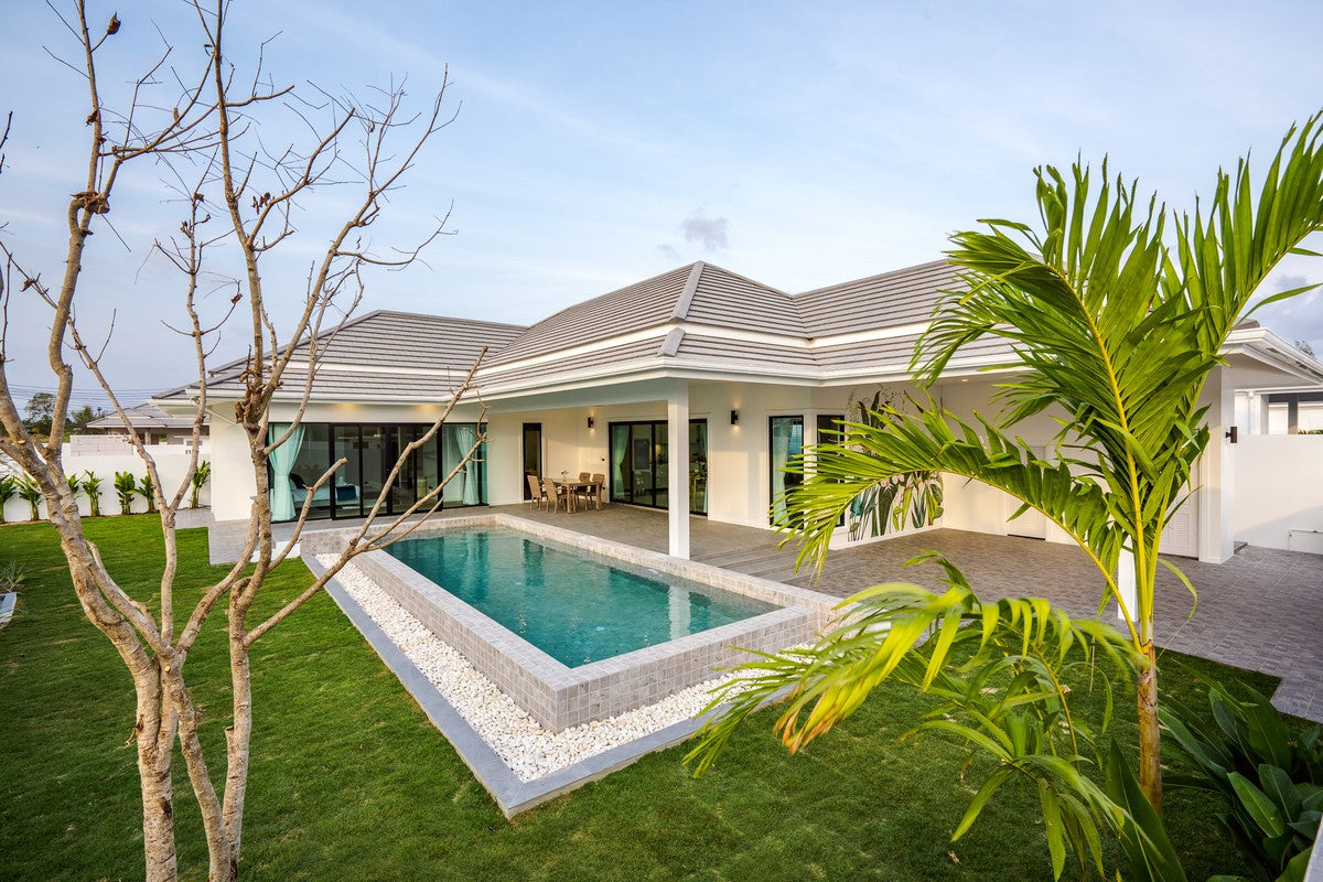 Modern 3-Bedroom Pool Villa in Botanica Hua Hin