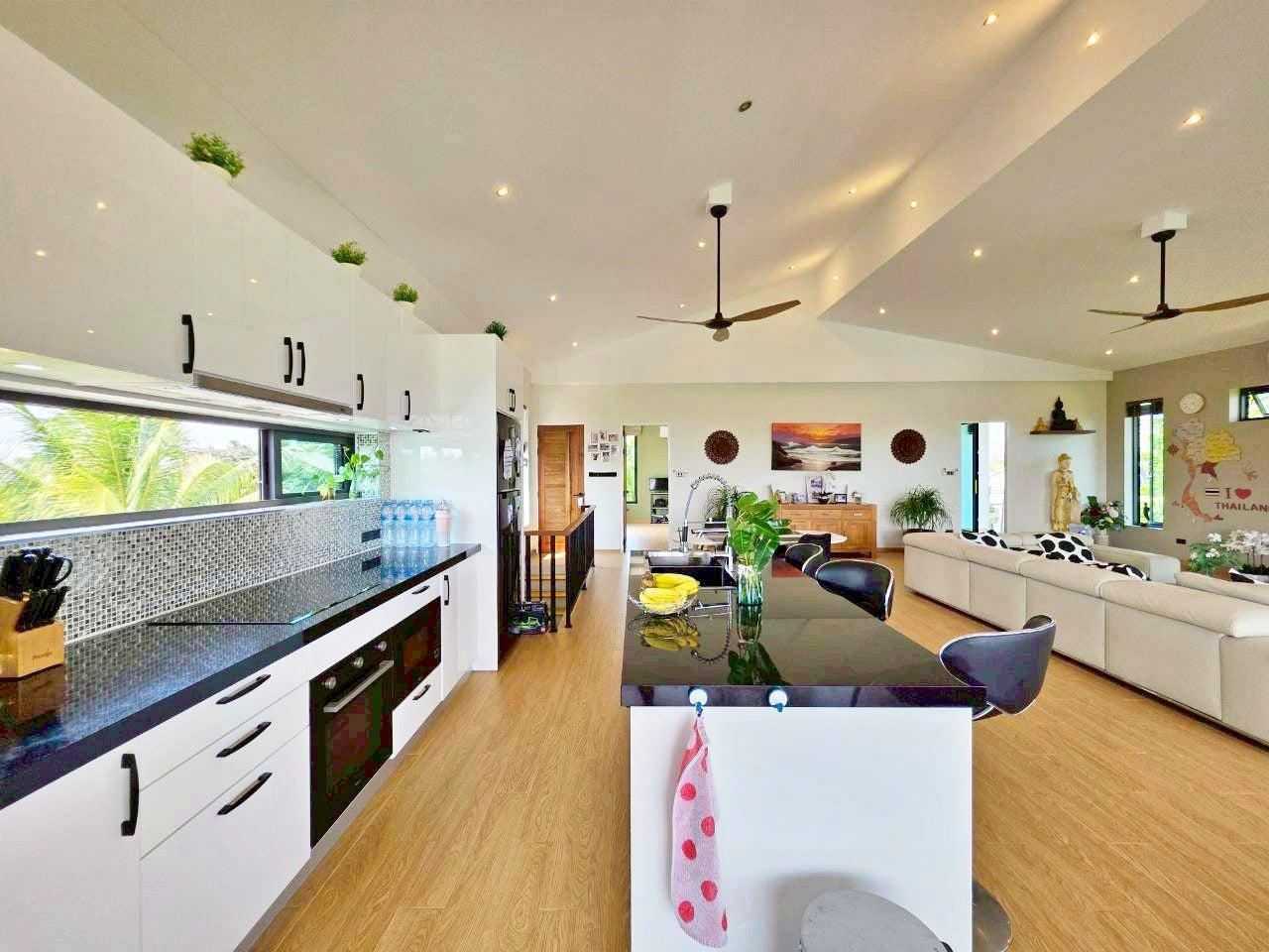 2-Storey Modern Pool Villa in Hua Hin