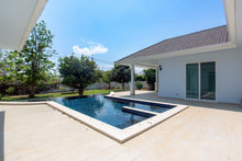 Luxuriöse Poolvilla mit 3 Schlafzimmern zum Verkauf in der Nähe von Hua Hin