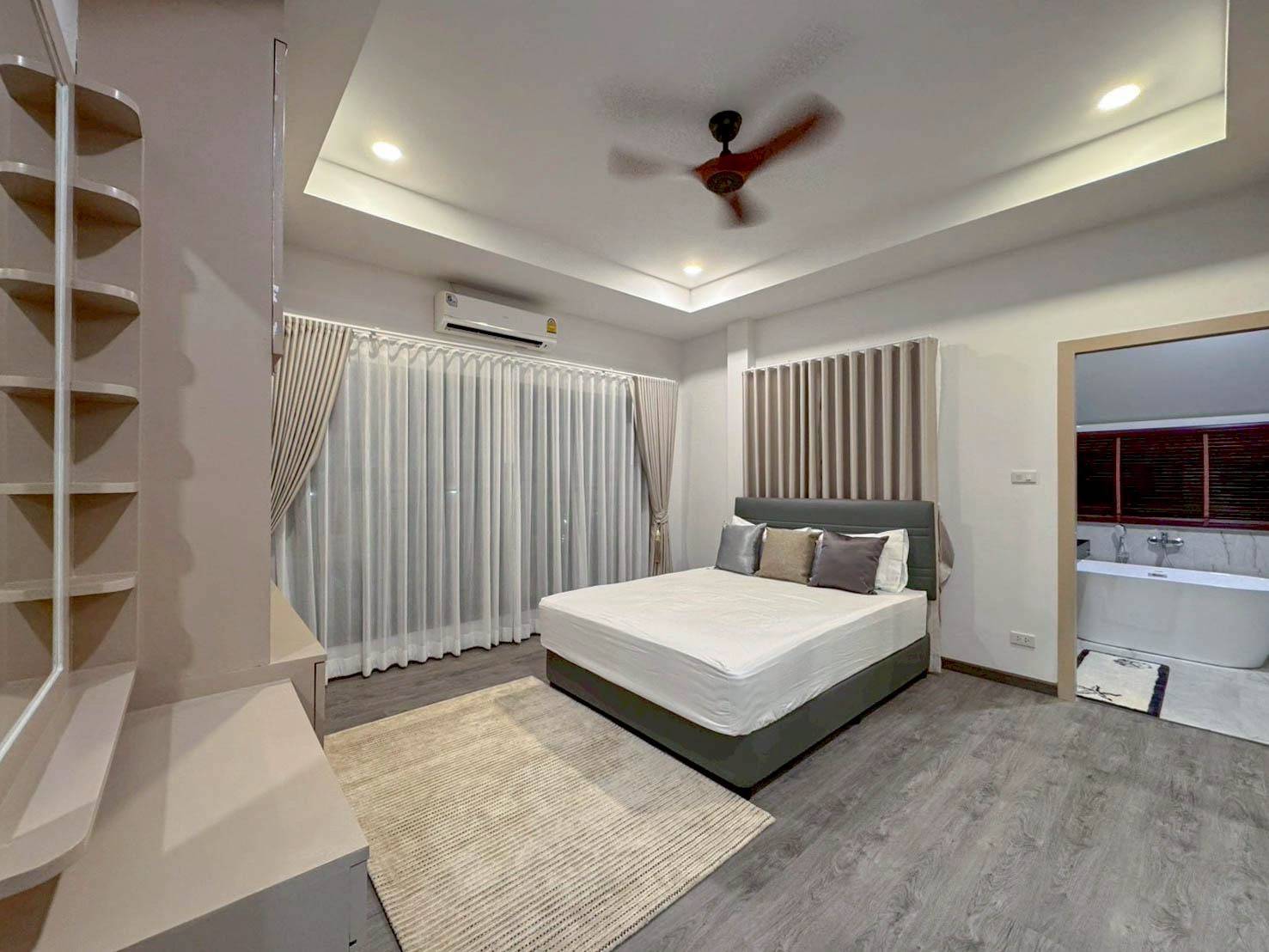 Renovated Pool Villa for Sale in Hua Hin Soi 102