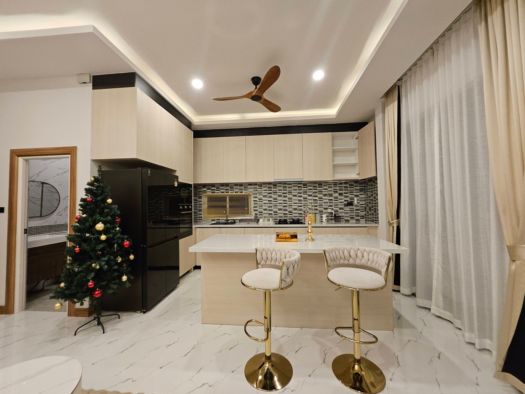 New House with Pool for Rent in Wang Phong