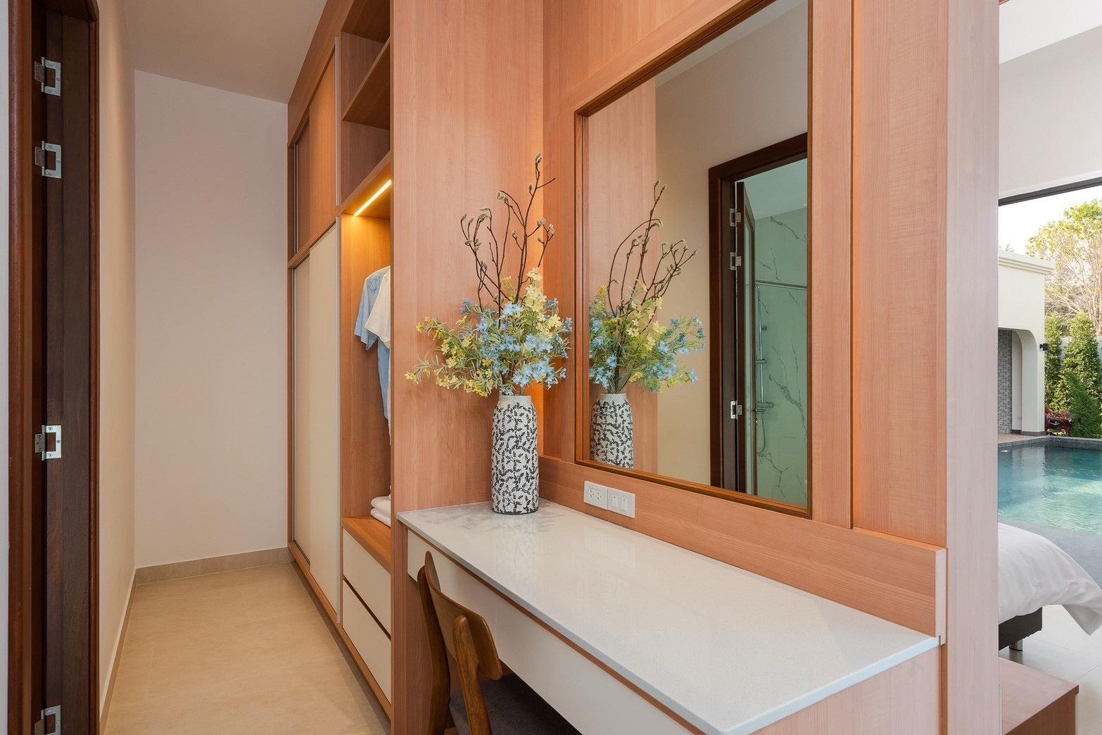3 Bedroom Balinese Pool Villa Near Black Mountain