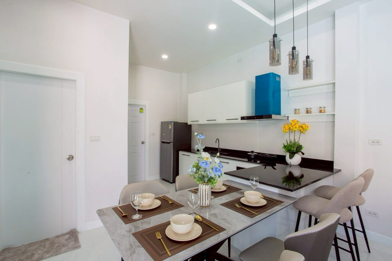 Modern Pool Villa in Hin Lek Fai