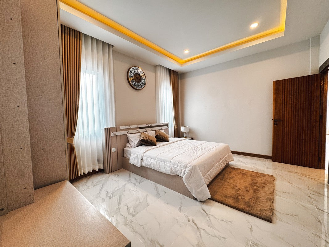 House with Private Pool for Sale in Pranburi