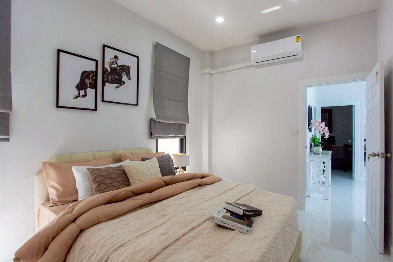 Modern Pool Villa in Hin Lek Fai