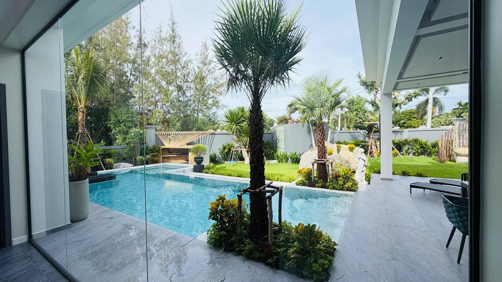 Luxurious House with Private Pool for Rent in Wang Phong, Pranburi