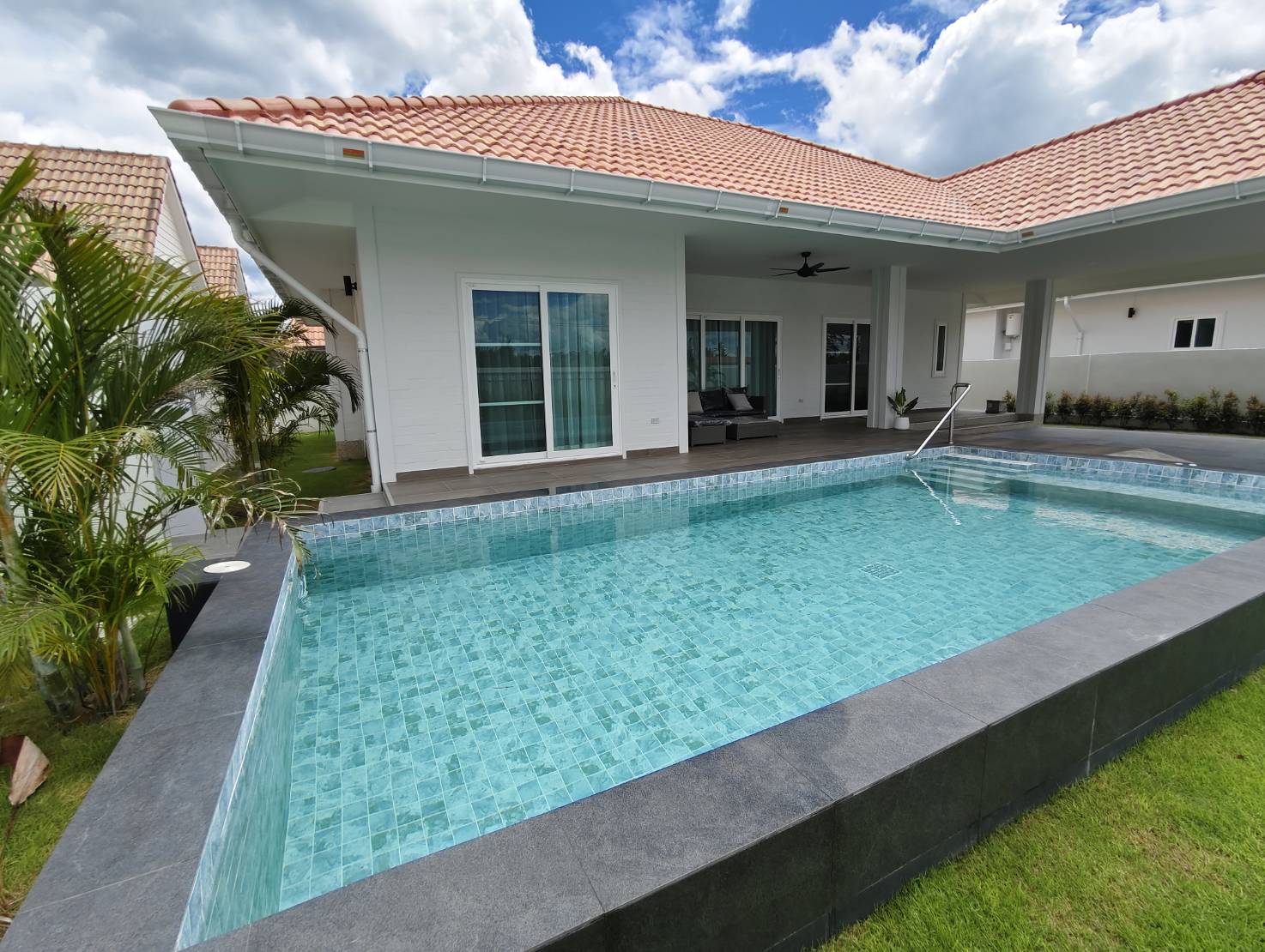 Modern Pool Villa in Dusita Lakeside Village 2
