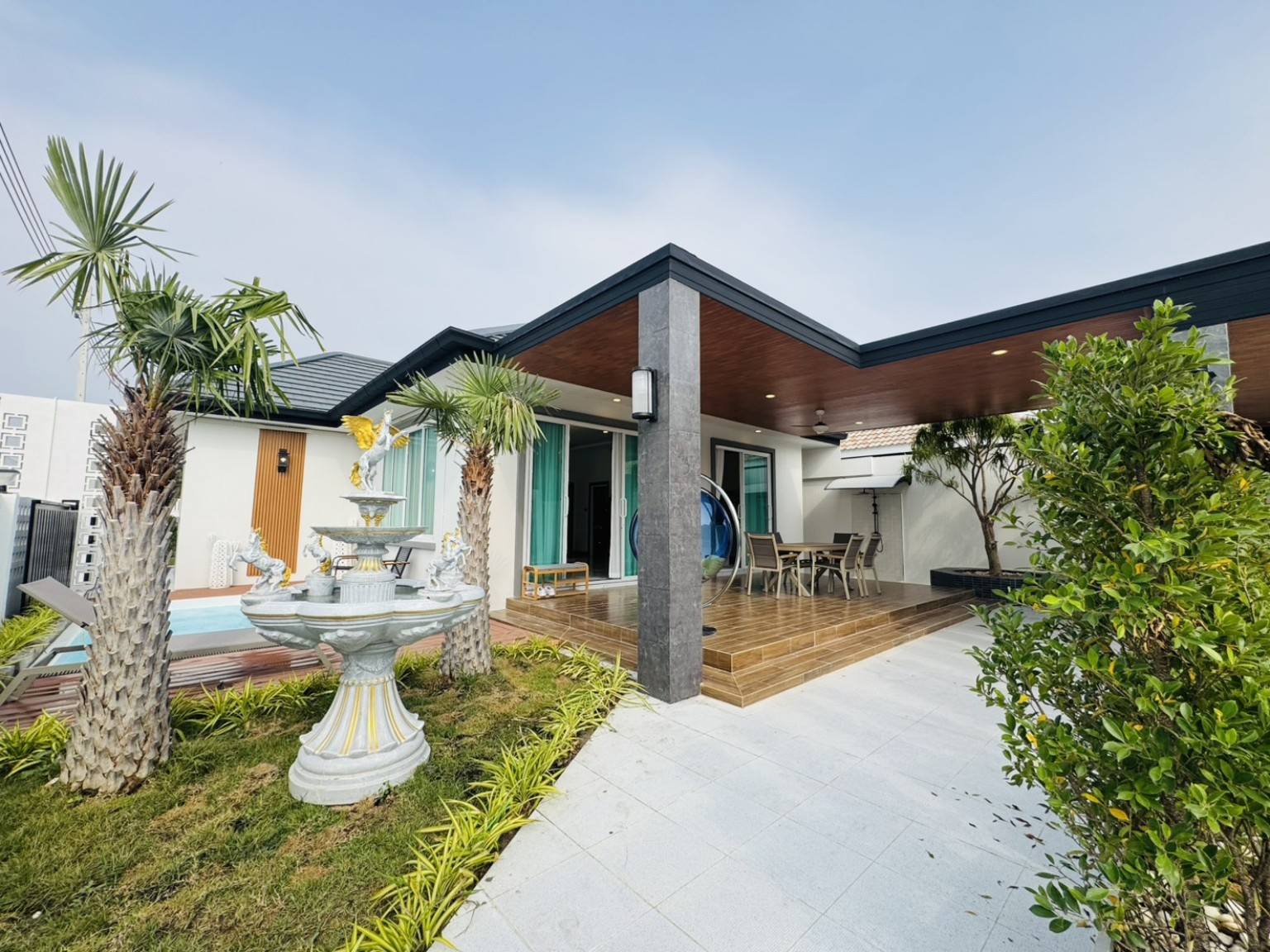 New House with Pool for Rent in Wang Phong