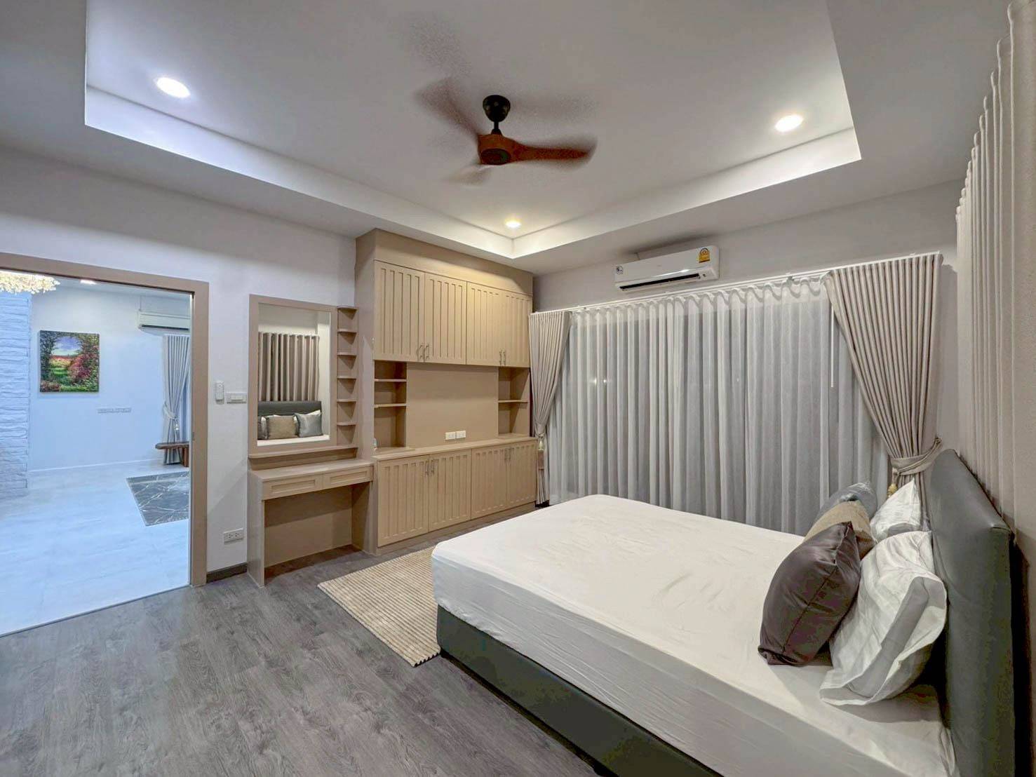 Renovated Pool Villa for Sale in Hua Hin Soi 102