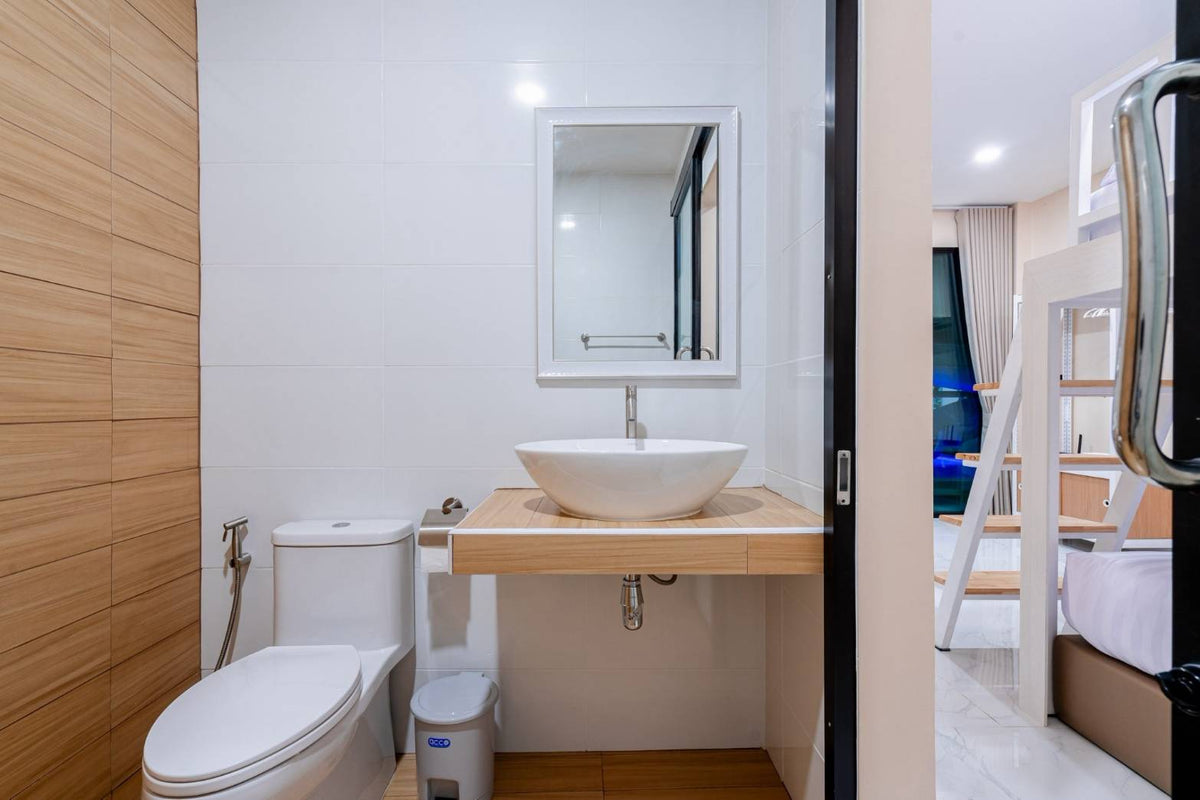 Spacious 4-Bedroom Family Pool Villa with Karaoke Room for Rent