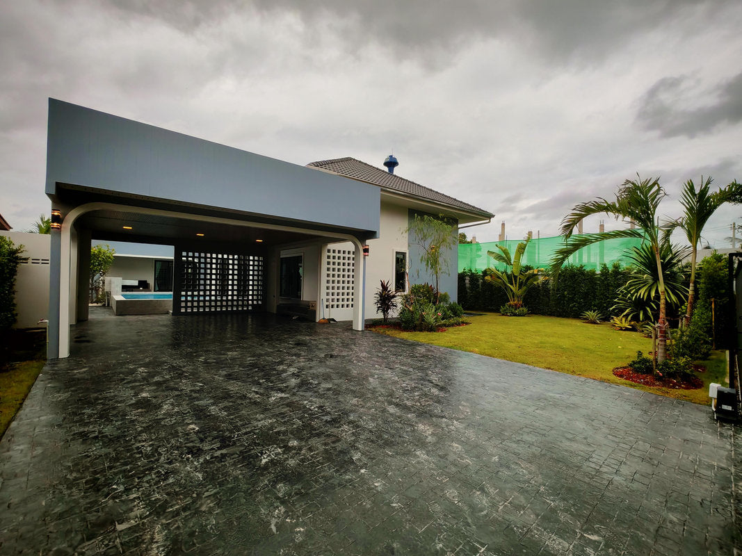 Modern Pool Villa for Sale in Thap Tai, Hua Hin