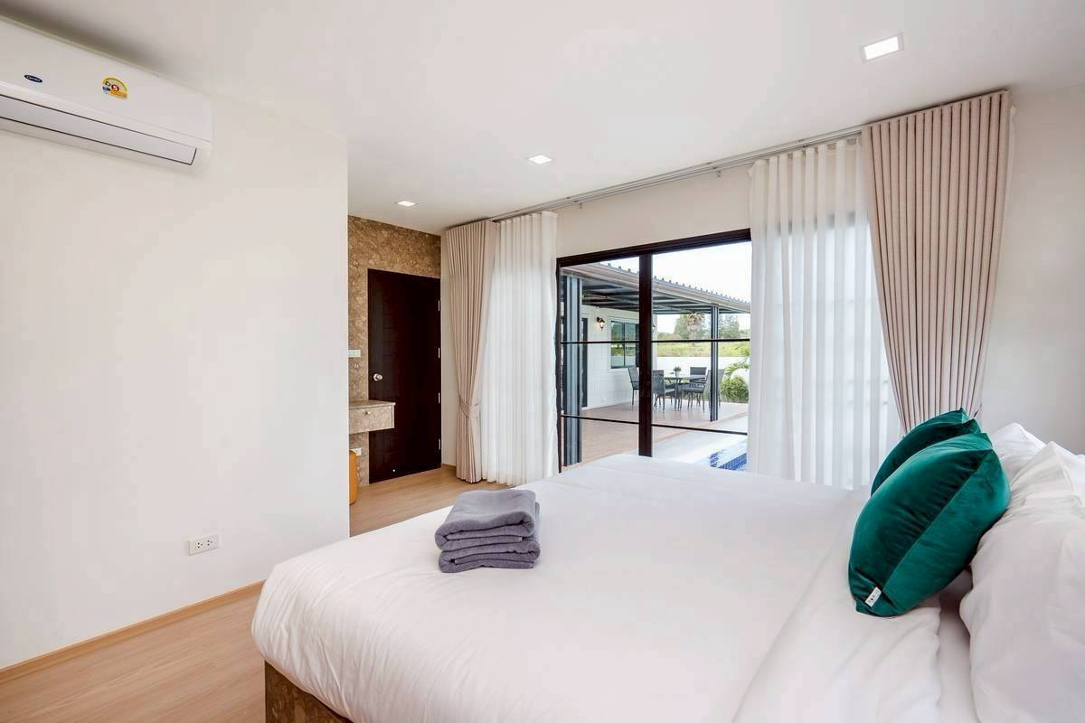 Luxury Private Pool Villa at Botanica Hua Hin Soi 112