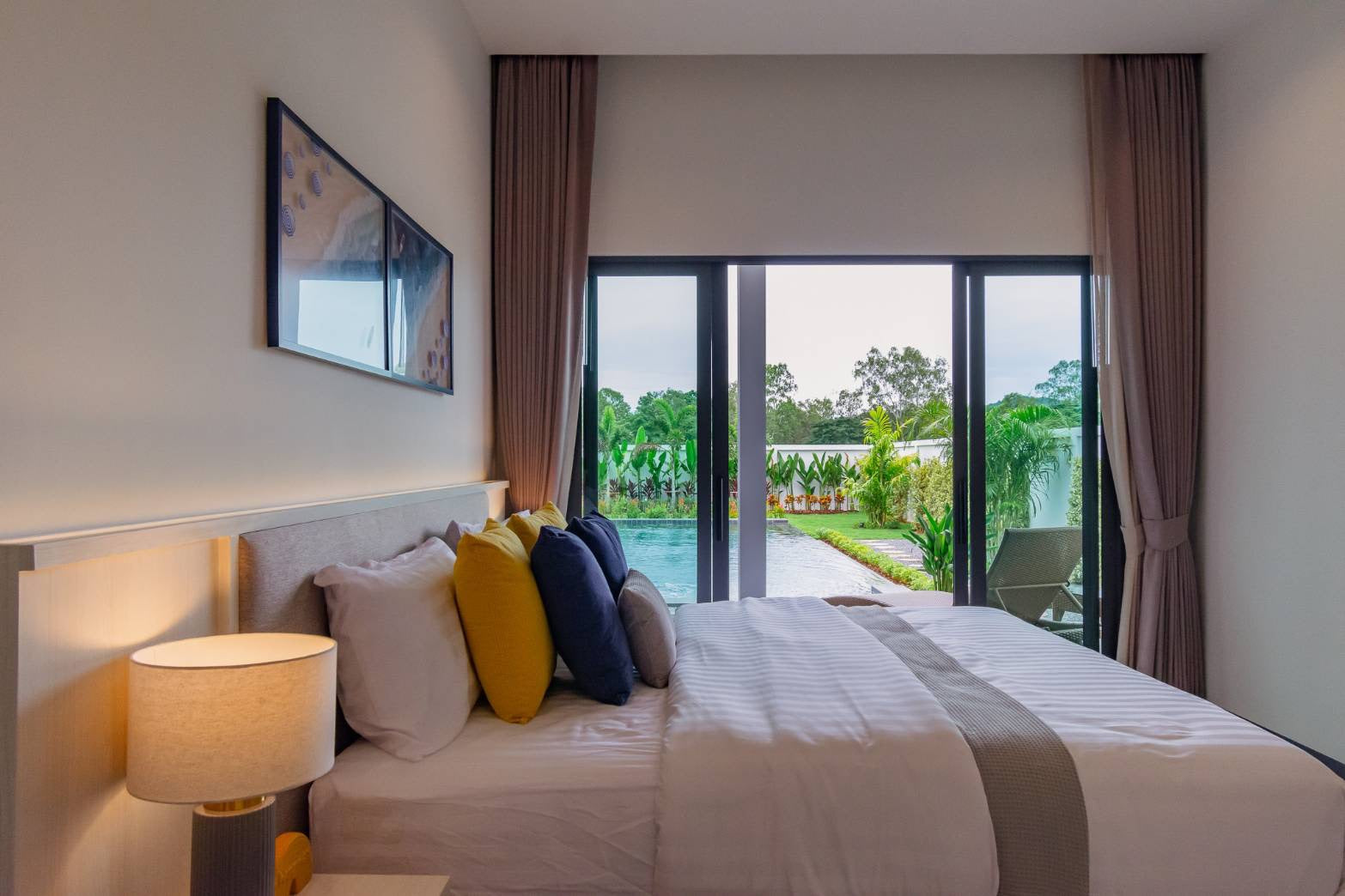 New Modern Luxury Pool Villa for Sale in Soi 112, Hua Hin