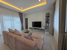 Pool Villa for Sale in Thap Tai, Ready to Move In