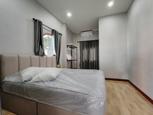 Spacious 5-Bedroom Pool Villa with Large Garden for Rent
