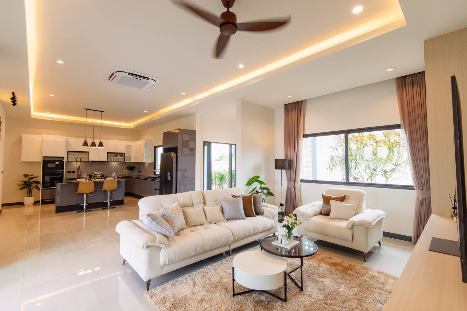 New Modern Luxury Pool Villa for Sale in Soi 112, Hua Hin