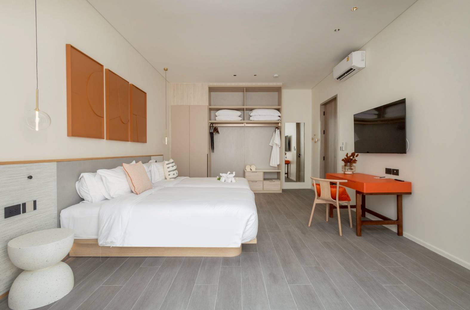 2-Bedroom Luxury Pool Villa for Rent in Cha Am