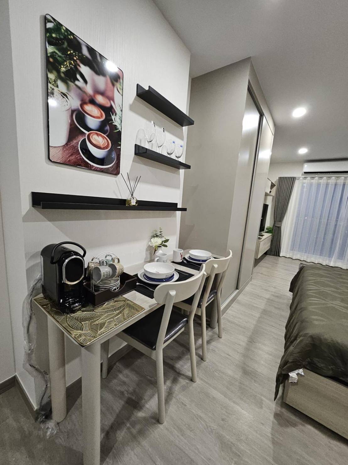 Studio for Rent at Supalai Blue Whale, Corner Unit with Full Furnishings