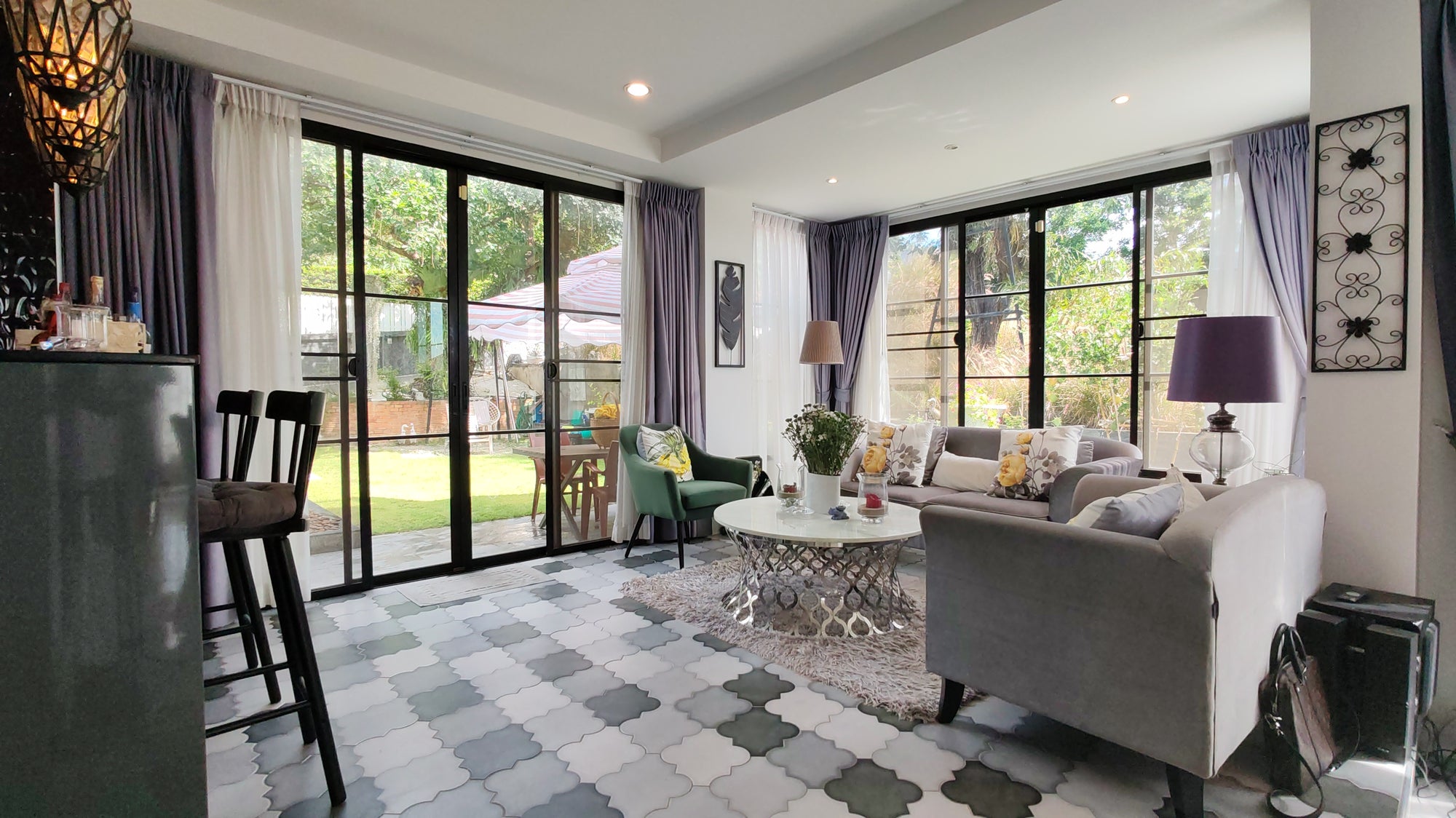Luxury 3-Storey Sea View Home with Expansive Garden