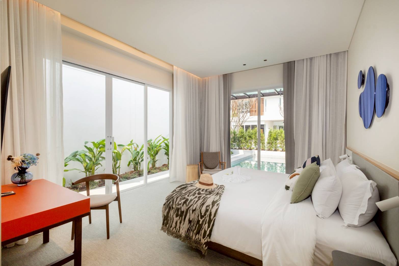 2-Bedroom Luxury Pool Villa for Rent in Cha Am