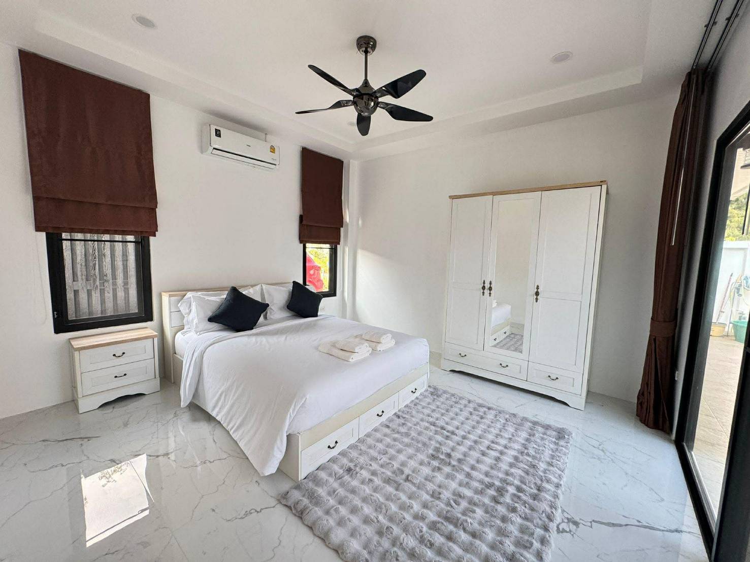 Newly Renovated 2-Bedroom Home for Sale in Wang Pong