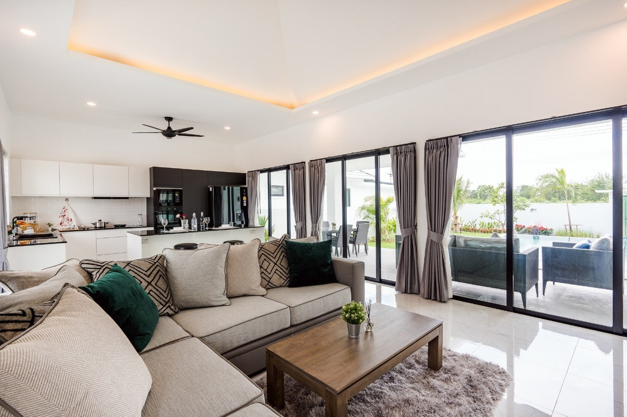 High-Spec Villa with Saltwater Pool and Solar Power System