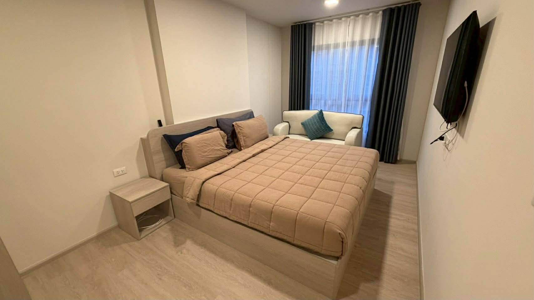 Modern 2-Bedroom Condo at Cabanas Hua Hin