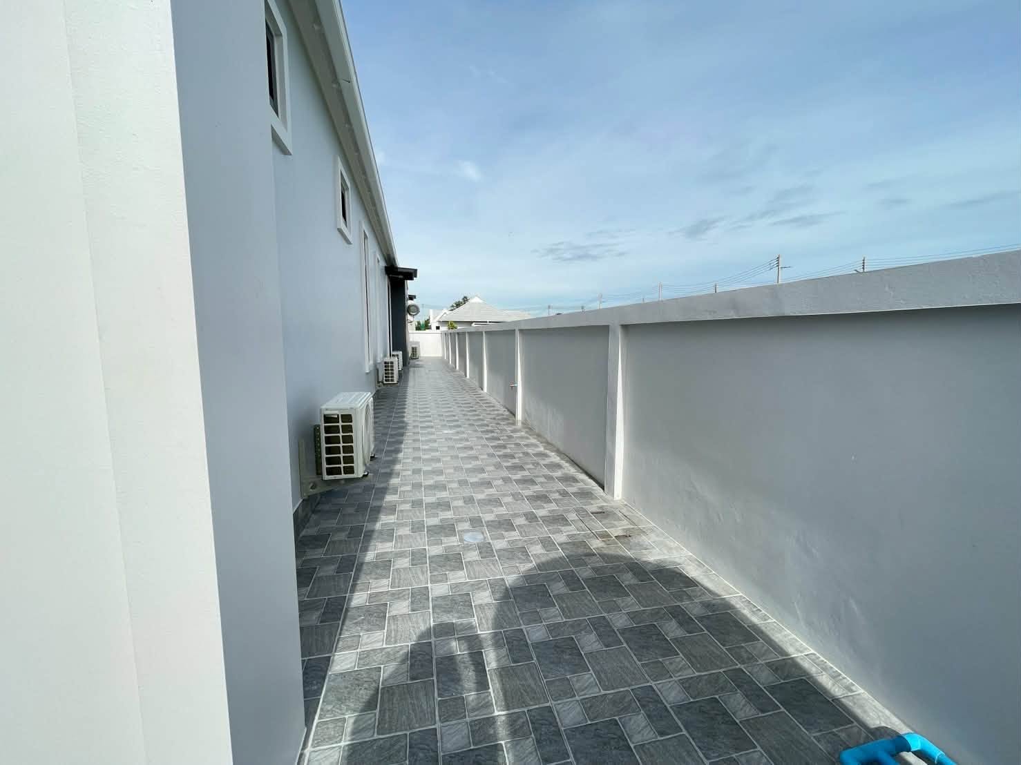 Exclusive Luxury Pool Villa for Rent