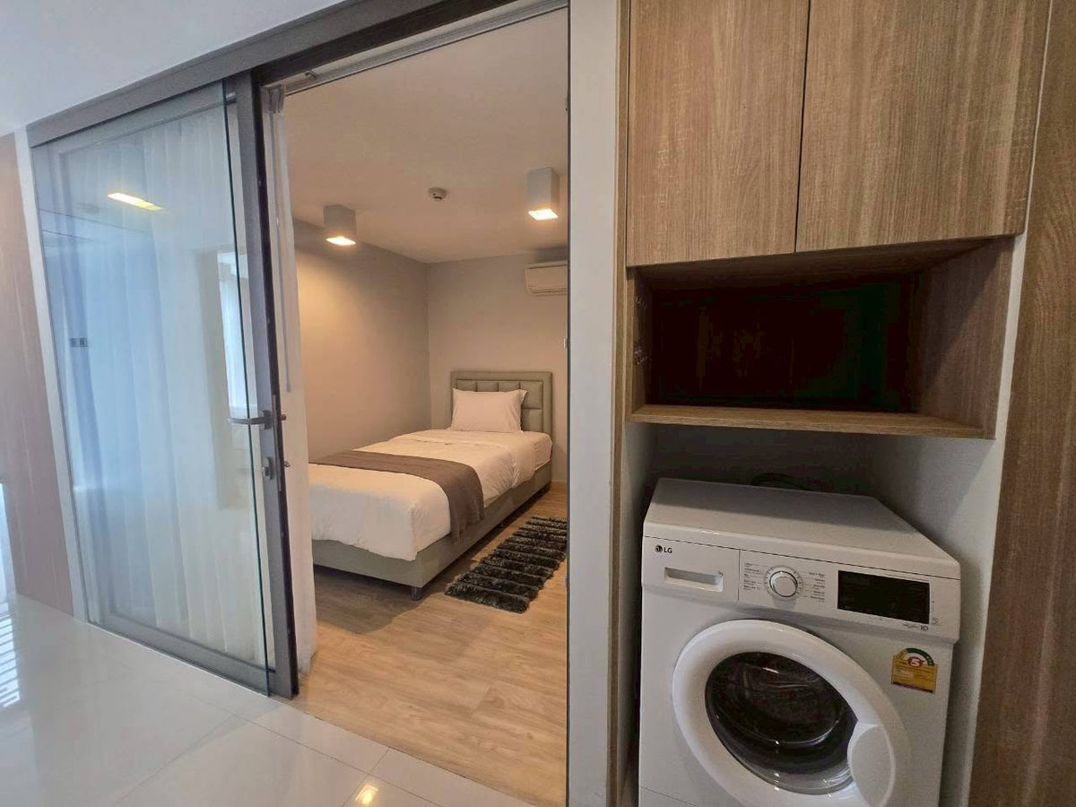 2 Bedroom Condo for Sale with Direct Pool Access